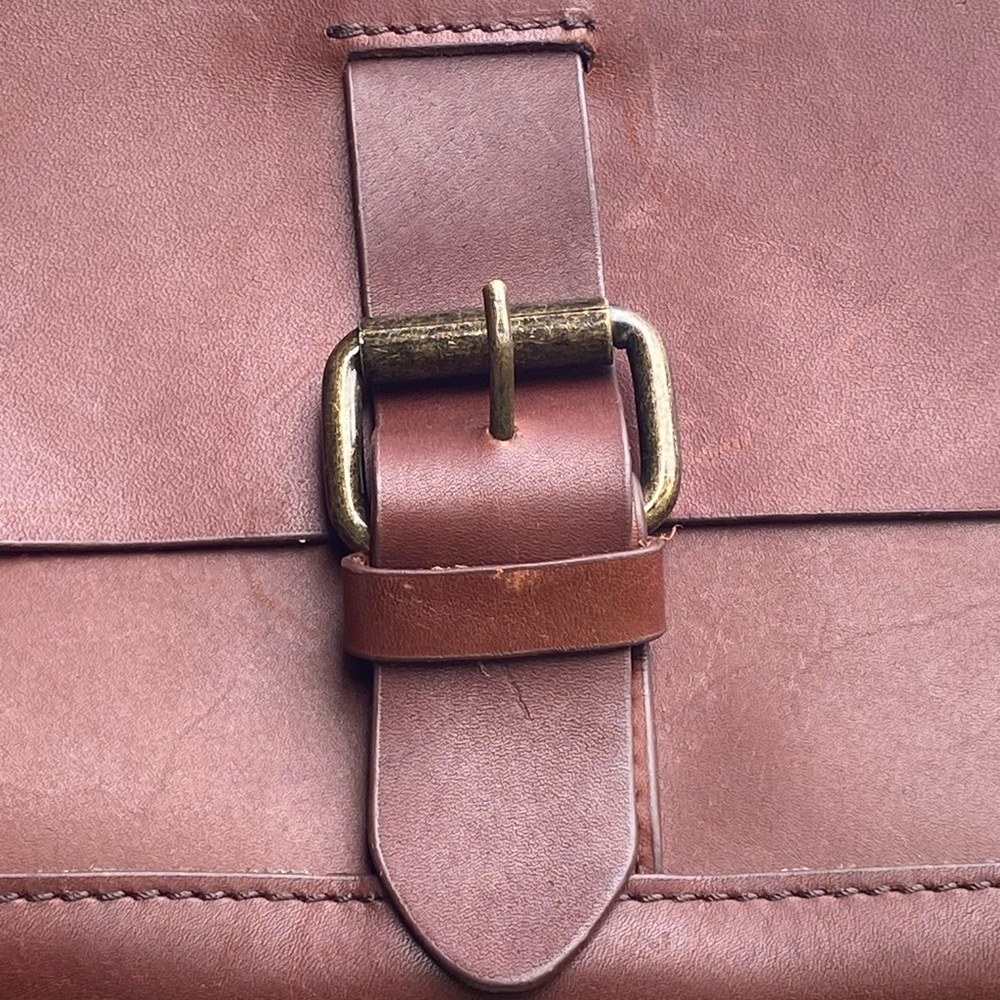 L.L. Bean Rich Brown Leather Messenger Bag - Picture 6 of 15